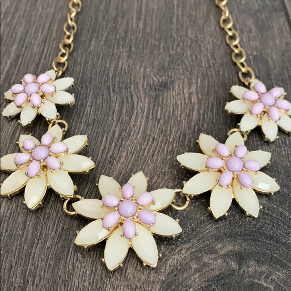 Statement Necklace - Picture 3 of 5